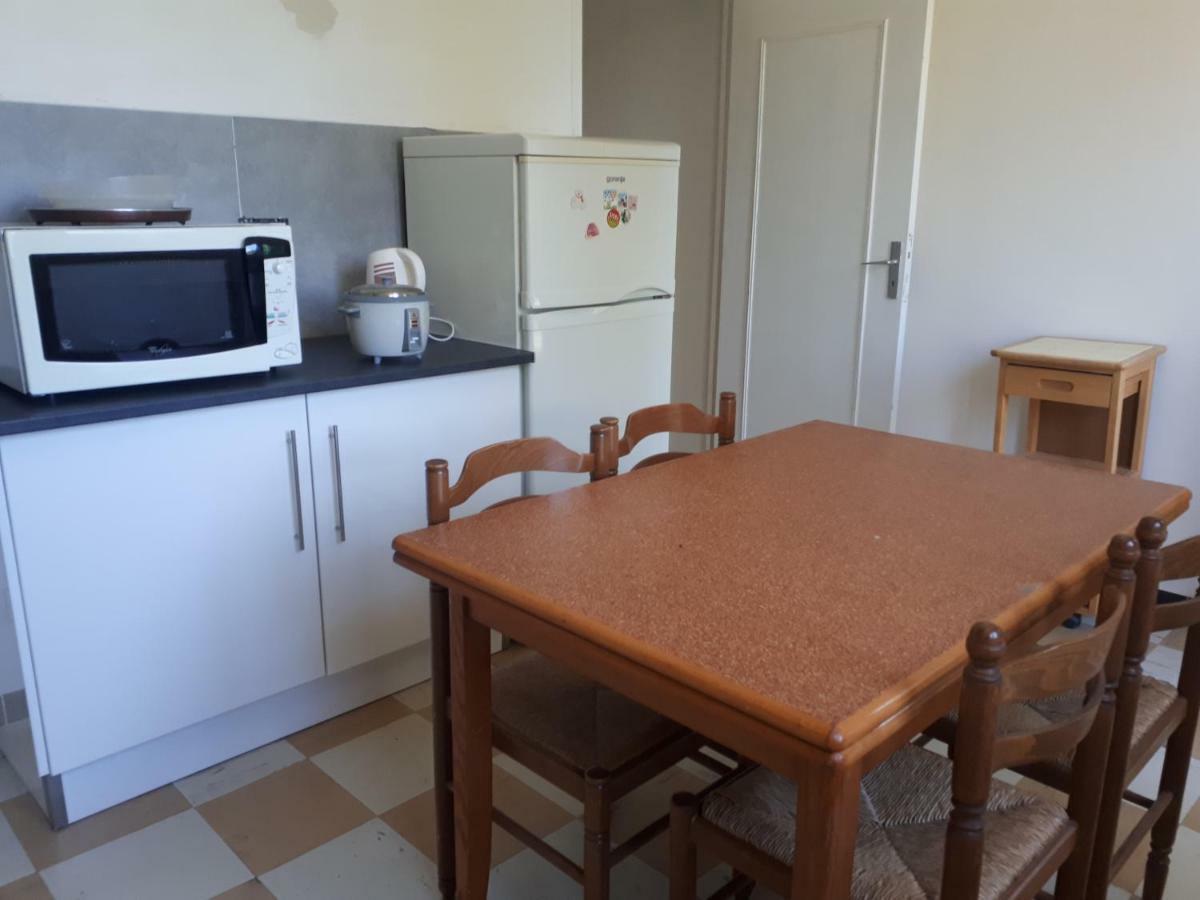 Location De Vacances A Gourdon En Bouriane Εξωτερικό φωτογραφία